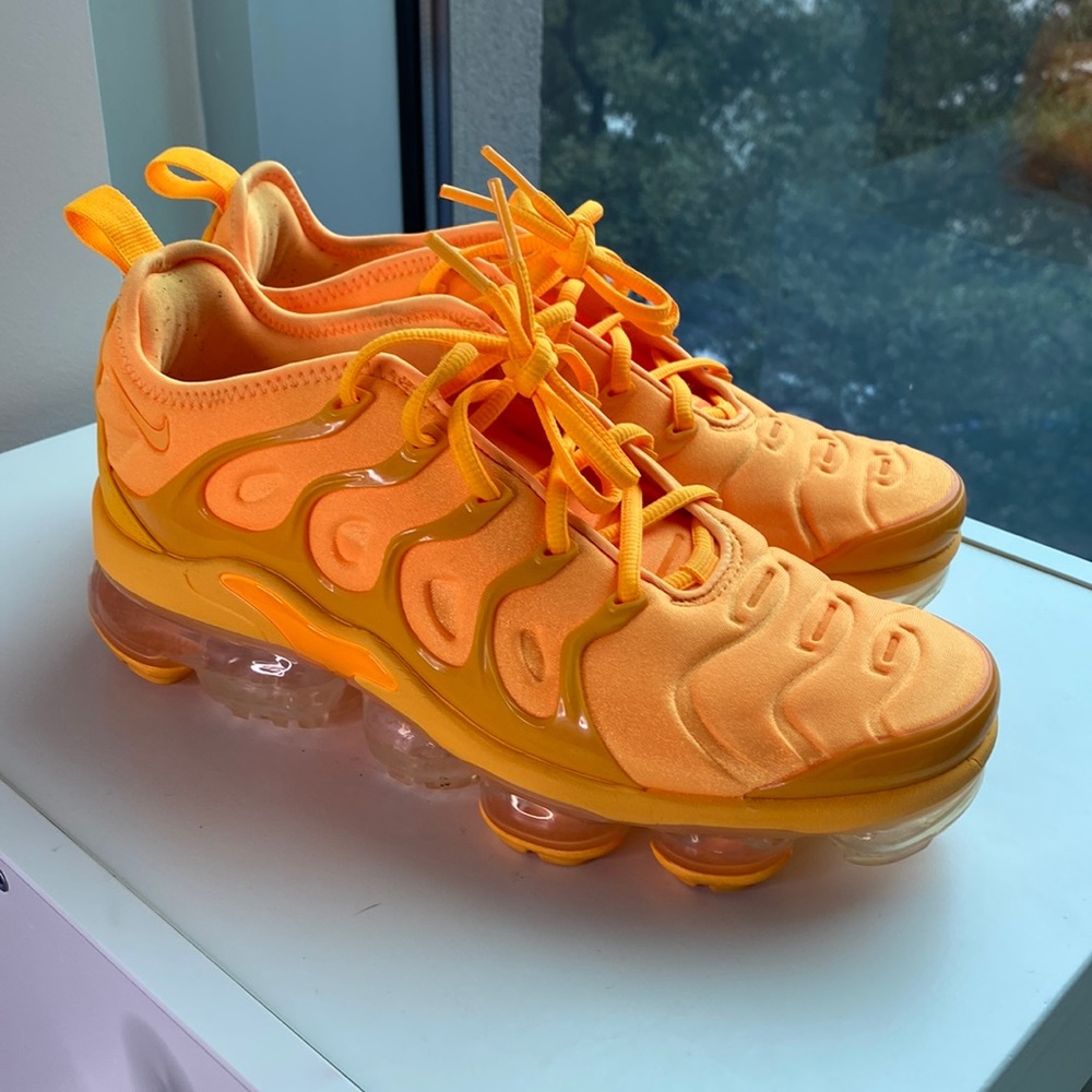 Nike Air Vapor Max Plus VM Air Laser Orange